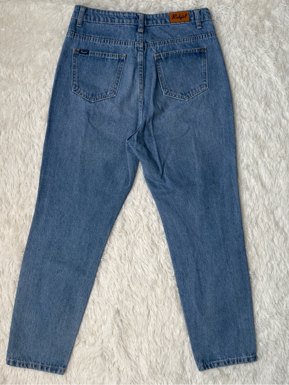 High-Rise Distressed Women's Jeans in Medium Blue - Picture 2 of 3